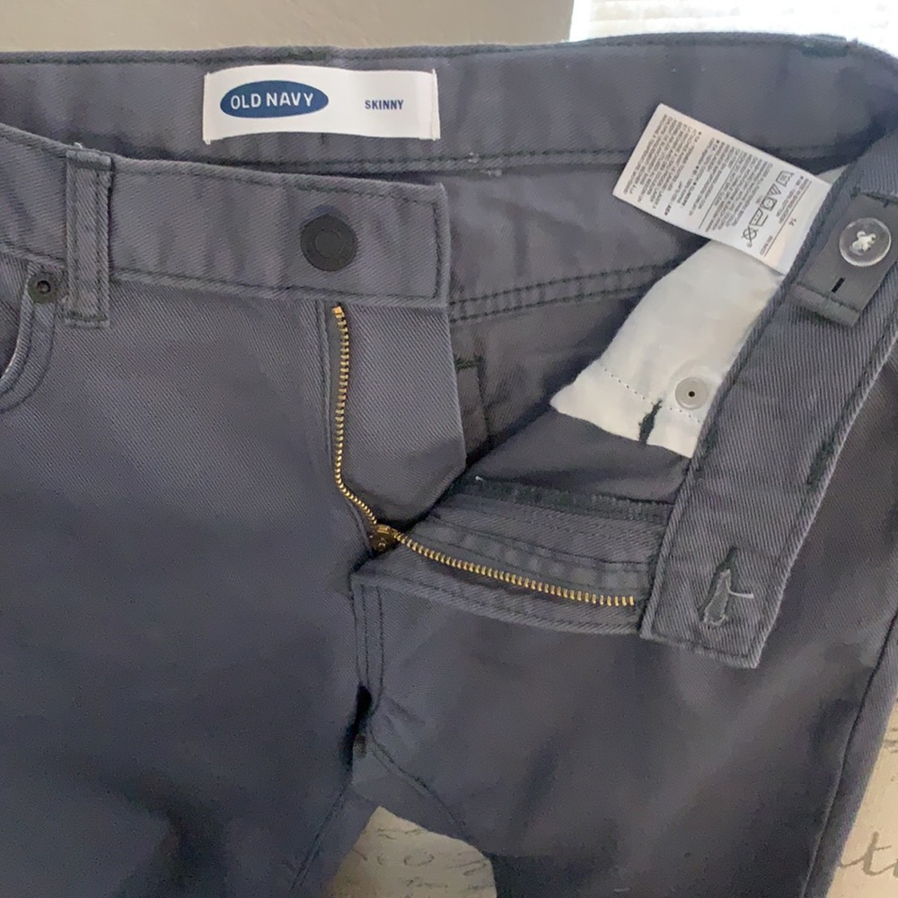 Old Navy gray skinny fit pants. Boys size 14 - Picture 11 of 14